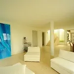 C-rooms 3*